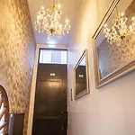 Luxury Suites Royal